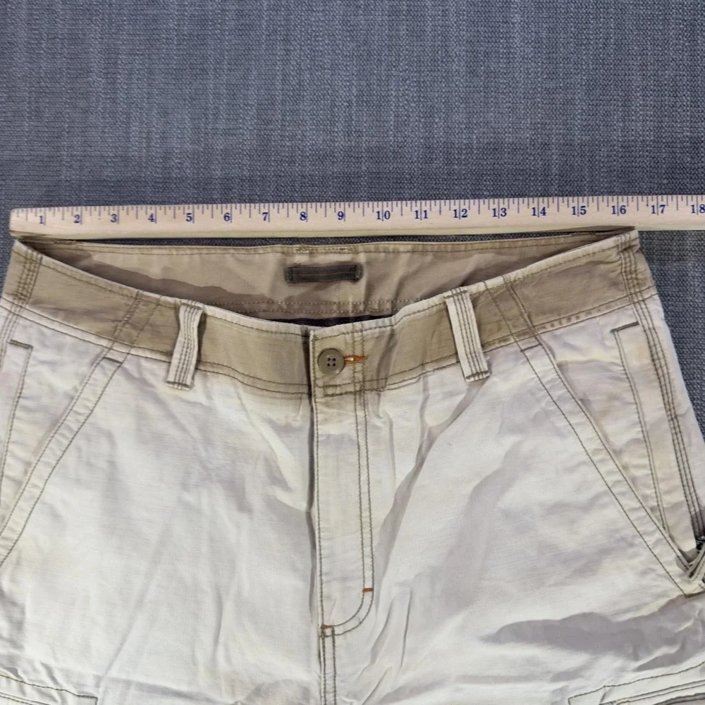 L.L. Bean Shorts Mens 34 Beige Cargo Canvas Regular Fit Casual Utility Pockets